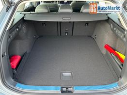 Volkswagen Passat Variant Business DSG+AHK+PANO+NAVI+ACC+KAMERA+LED+MASSAGE 