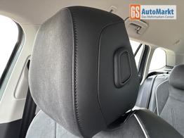 Volkswagen Passat Variant Business DSG+AHK+MASSAGE+NAVI+ACC+KAMERA+LED+17" ALU 