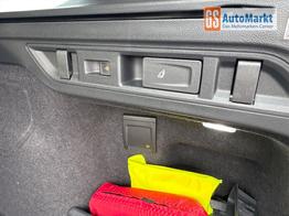 Volkswagen Passat Variant Business DSG+AHK+MASSAGE+NAVI+ACC+KAMERA+LED+17" ALU 