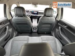 Volkswagen Passat Variant Business DSG+AHK+MASSAGE+NAVI+ACC+KAMERA+LED+17" ALU 