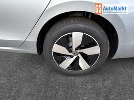 Volkswagen Passat Variant Business DSG+AHK+MASSAGE+NAVI+ACC+KAMERA+LED+17" ALU 