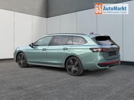 Volkswagen Passat Variant R-Line 4WD+BLACK+PANO+AHK+DCC+MATRIX+HARMAN 