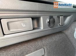 Volkswagen Passat Variant R-Line 4WD+BLACK+PANO+AHK+DCC+MATRIX+HARMAN 