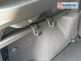 Skoda Karoq Selection AHK+el.HECKKLAPPE+KAMERA+PDC+KESSY+ACC 