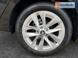 Skoda Octavia Combi Selection AHK+KAMERA+ACC+EL. HECKKL+SHZ 