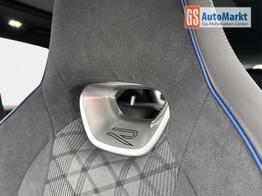 Volkswagen Tiguan R-Line People PLUG-IN+PANO+AHK+HD MATRIX+NAVI+BLACK STYLE+20"LM+ACC 