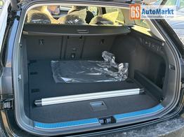 Skoda Superb Combi Selection DSG+AHK+NAVI+EL. HECKKL.+SHZ V+H+KAMERA+LED 