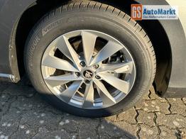 Skoda Superb Combi Selection DSG+AHK+NAVI+EL. HECKKL.+SHZ V+H+KAMERA+LED 