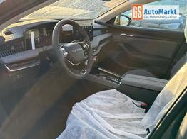 Skoda Superb Combi Selection DSG+AHK+NAVI+EL. HECKKL.+SHZ V+H+KAMERA+LED 