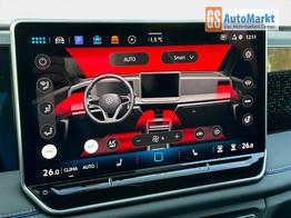 Volkswagen Tiguan R-Line Edition 4 MOT+AHK+NAVI+PANORAMA+EL.HECK.+20"ALU 