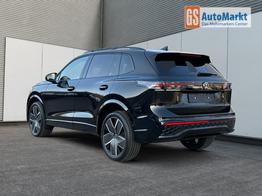 Volkswagen Tiguan R-Line Edition 4 MOT+AHK+NAVI+PANORAMA+EL.HECK.+20"ALU 