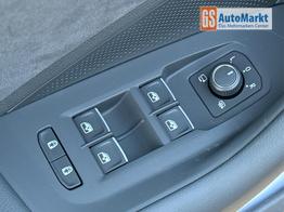 Volkswagen Passat Variant R-Line 4WD+PANO+AHK+HARMAN+NAVI+HUD+Matrix+ACC 