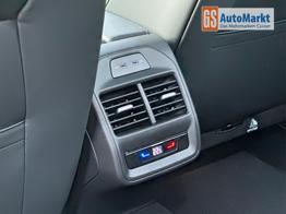 Volkswagen Passat Variant R-Line 4WD+PANO+AHK+HARMAN+NAVI+HUD+Matrix+ACC 