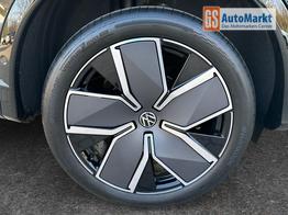 Volkswagen Tiguan R-Line Edition 4 MOT+AHK+NAVI+PANORAMA+EL.HECK.+20"ALU 