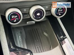 Skoda Superb Combi Selection AHK+NAVI+EL.HECKKL.+SHZ+KAMERA+LED 