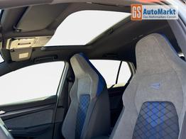 Volkswagen Golf R 4x4+PANO+MATRIX+HUD+HARMAN+NAVI+360 KAMERA+19" LM 