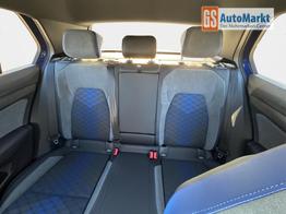 Volkswagen Golf R 4x4+PANO+MATRIX+HUD+HARMAN+NAVI+360 KAMERA+19" LM 