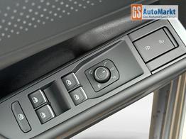 Volkswagen T-Roc R-Line ACC+KAMERA+eHK+SHZ+18"LM+LED PLUS 