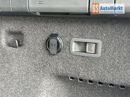 Skoda Kodiaq Selection Business Edition 4x4+PANO+AHK+MATRIX+KAMERA+eHK+19"ALU 