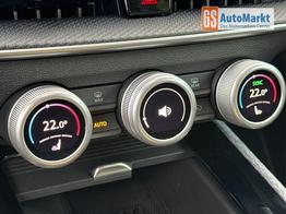 Skoda Superb Combi Selection DSG+ NAVI+AHK+EL. HECKKL.+KESSY+SHZ V+H 