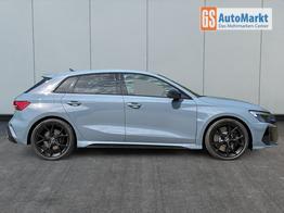 Audi RS3 Sportback MATRIX+360KAM+SHZ+KLIMA+LED+SOUND+19"ALU+DESIGNPAKET ROT 