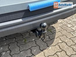 Skoda Karoq Selection AHK+el.HECKKLAPPE+KAMERA+PDC+ACC 