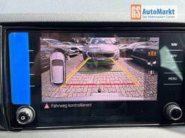 Skoda Karoq Selection AHK+el.HECKKLAPPE+KAMERA+PDC+ACC 