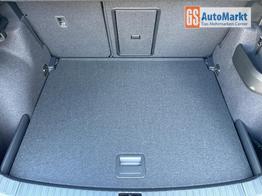 Skoda Karoq Selection AHK+el.HECKKLAPPE+KAMERA+PDC+ACC 