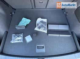 Skoda Karoq Selection AHK+el.HECKKLAPPE+KAMERA+PDC+ACC 