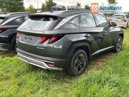 Hyundai TUCSON Style NAVI+KAMERA+SHZ+LED+TEMPOMAT+17" ALU+PDC 