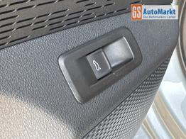 Skoda Octavia Combi Selection ACC+AHK+eHK+KAM+PDC+LED+17" ALU+SHZ 