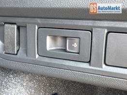 Skoda Octavia Combi Selection ACC+AHK+eHK+KAM+PDC+LED+17" ALU+SHZ 