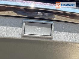 Skoda Octavia Combi Selection ACC+AHK+eHK+KAM+PDC+LED+17" ALU+SHZ 