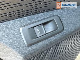 Skoda Octavia Combi Selection ACC+AHK+eHK+KAM+PDC+LED+17" ALU+SHZ 