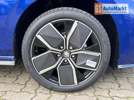 Volkswagen Golf R-Line Limited PANO+LED-PLUS+ACC+SHZ+KEYLESS+KAMERA+18" ALU 