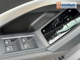 Audi Q5 Basis QUATTRO+NAVI+KAMERA+AHK+SHZ+PDC+ACC 