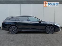 Volkswagen Passat Variant R-Line Edition Plus LEDER+PANO+AHK+MATRIX+eHK+360 KAM+NAVI+HUD 