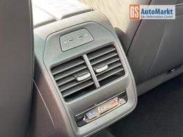 Volkswagen Passat Variant R-Line Edition Plus LEDER+PANO+AHK+MATRIX+eHK+360 KAM+NAVI+HUD 