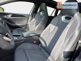 Volkswagen Passat Variant R-Line Edition Plus LEDER+PANO+AHK+MATRIX+eHK+360 KAM+NAVI+HUD 