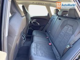 Audi Q5 Basis QUATTRO+NAVI+KAMERA+AHK+PANO+SHZ+PDC+ACC 
