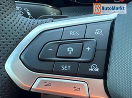 Volkswagen Golf R-Line Limited PANO+LED-PLUS+ACC+SHZ+KEYLESS+KAMERA+18" ALU 