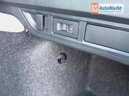 Skoda Octavia Combi Selection ACC+AHK+eHK+KAM+PDC+LED+17" ALU+SHZ 