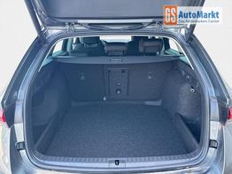 Skoda Octavia Combi Selection ACC+AHK+eHK+KAM+PDC+LED+17" ALU+SHZ 