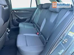Skoda Octavia Combi Selection ACC+AHK+eHK+KAM+PDC+LED+17" ALU+SHZ 