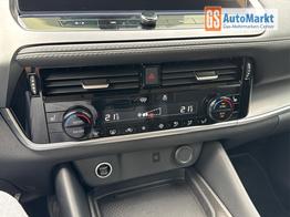 Nissan Qashqai QQ N-Connecta PANORAMA+beh.SCHEIBE+NAVI+AHK+ACC+WINTER 