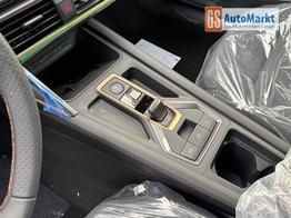Cupra Formentor VZ 4x4 AHK+NAVI+KAMERA+eHK+KESSY+ACC+19" ALU+LED+FULL LINK 