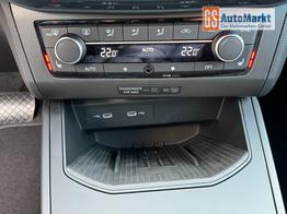 Seat Arona Style 1,0 TSI MO26 DSG 2ZoKlima ACC Kamera Sitzheizung Einparkhilfe Apple Car Play 5J Garantie 