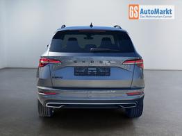 Skoda Karoq Sportline 2,0 TSI 4x4 DSG 2ZKlimaautomatik Canton Anh&auml;ngerkupplung Totewinkel Assistent 2 x Einparkhilfe Kamera 19 Zoll Felgen adaptiver Tempomat 5J Garantie 