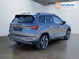 Skoda Karoq Sportline 2,0 TSI 4x4 DSG 2ZKlimaautomatik Canton Anh&auml;ngerkupplung Totewinkel Assistent 2 x Einparkhilfe Kamera 19 Zoll Felgen adaptiver Tempomat 5J Garantie 