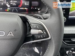Skoda Scala Extra Plus 1,5 TSI DSG 2ZoKlima Kamera 2 x PDC Sitzheizung 5j Garantie Dig Cockpit 